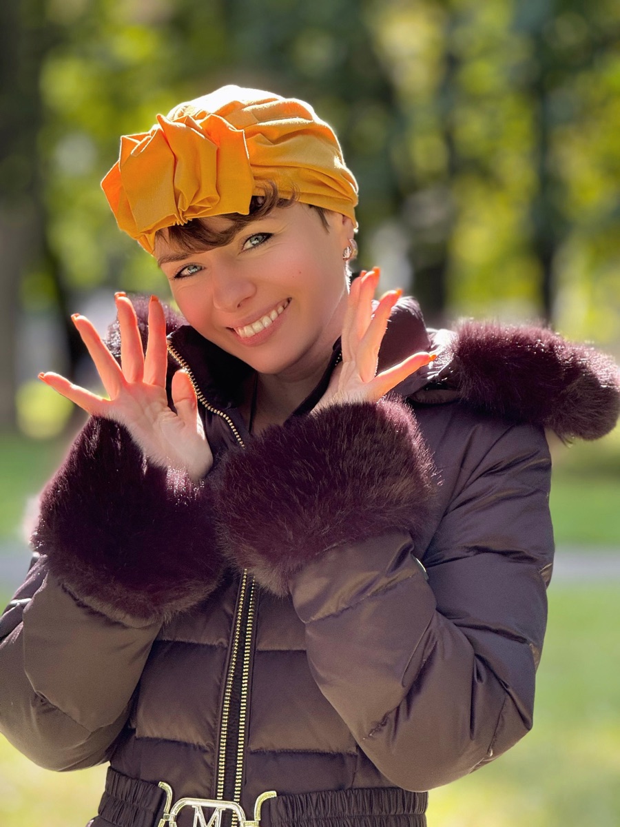 The founder wearing the Saffron turban